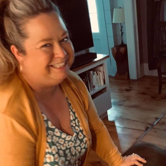 Meet the Posher Other - Meet your Posher, Amanda
